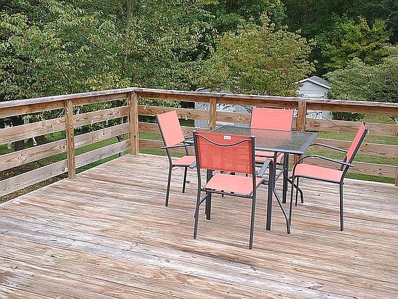 Furniture on deck stays