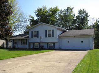 205 Waggaman Cir, Boardman, OH 44512