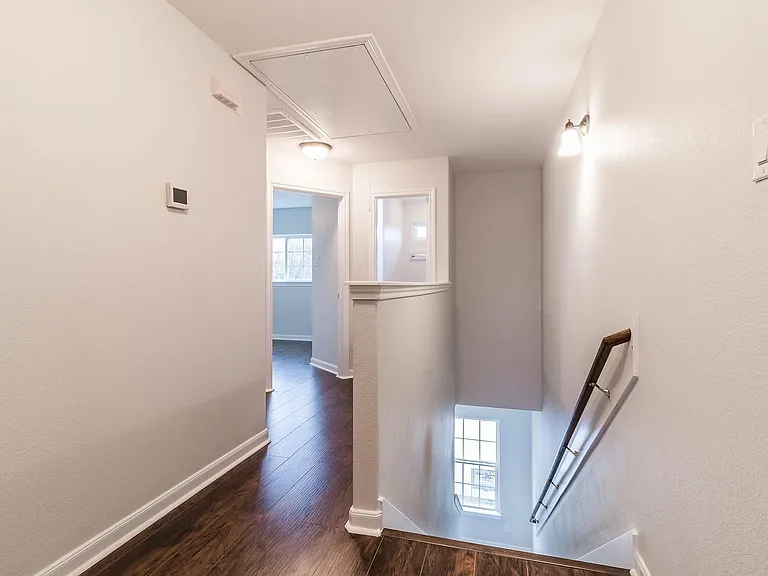 710 Barkley St #B — Photo 16