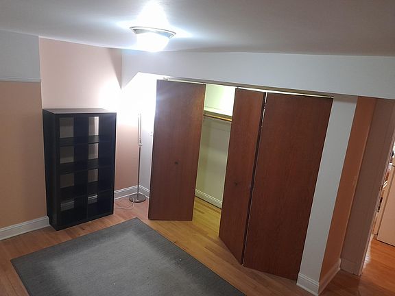 5th image of 1821 W Evergreen Ave APT 1