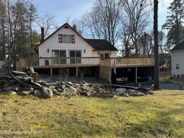 2206 Clearview Dr, East Stroudsburg, PA 18302