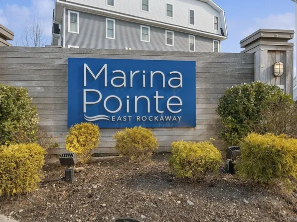 352 Marina Pointe Drive #352, East Rockaway, NY 11518