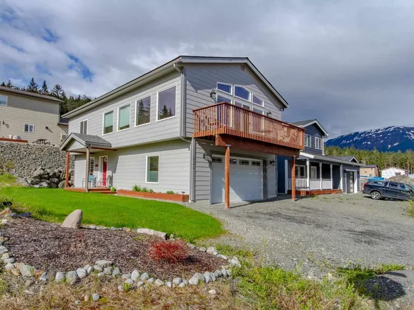10196 Kwalx St, Juneau, AK 99801