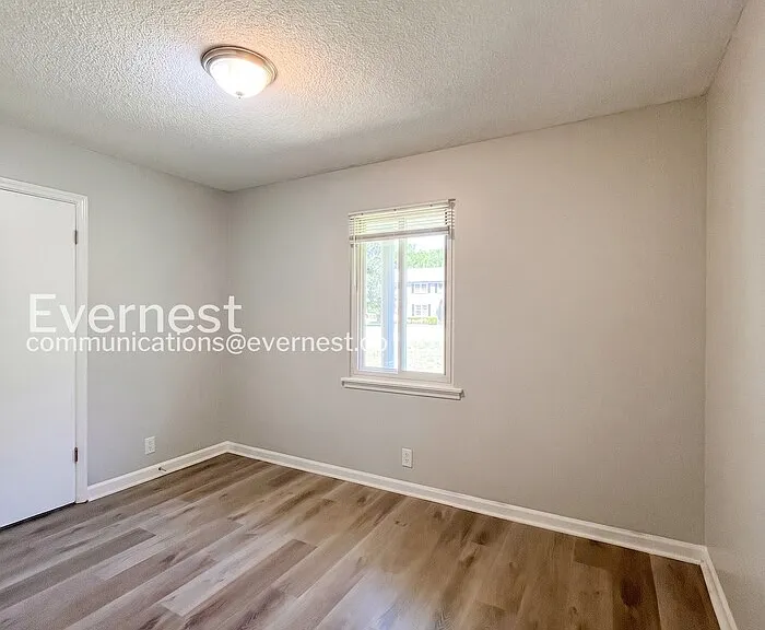 409 Alexander Dr — Photo 13