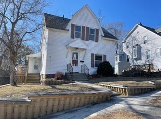 15 Wrentham Rd, Worcester, MA 01602