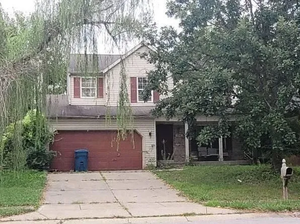 2042 Thousand Oaks Blvd, Indianapolis, IN 46214