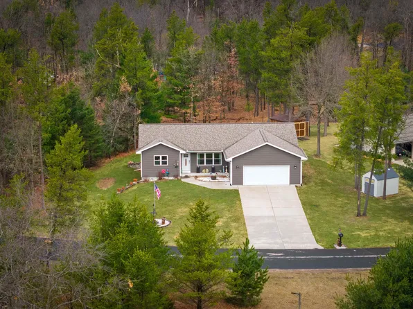 317 Somerset Ct, Nekoosa, WI 54457
