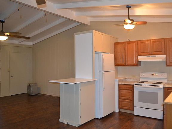 kitchen & livingroom