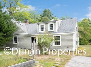 28 Johnson Rd, Falmouth, ME 04105
