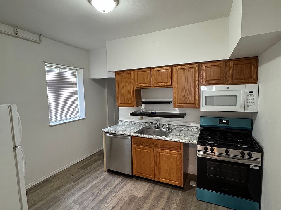 1st image of 335 Boggs Ave Floor 1