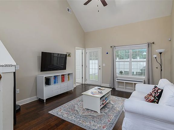 2nd image of 341 Dante Cir