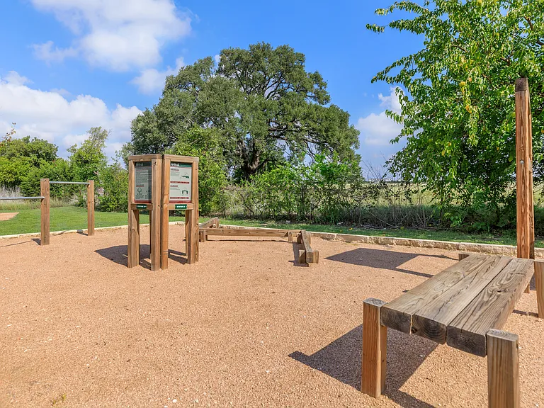 Trailside Oaks Townhomes — Photo 8