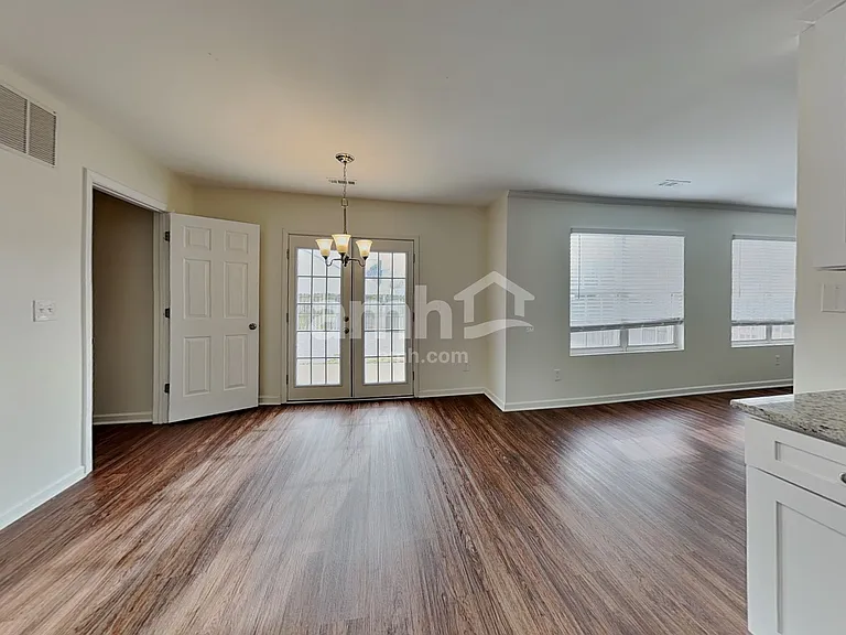 1825 Beeson Park Ln — Photo 4