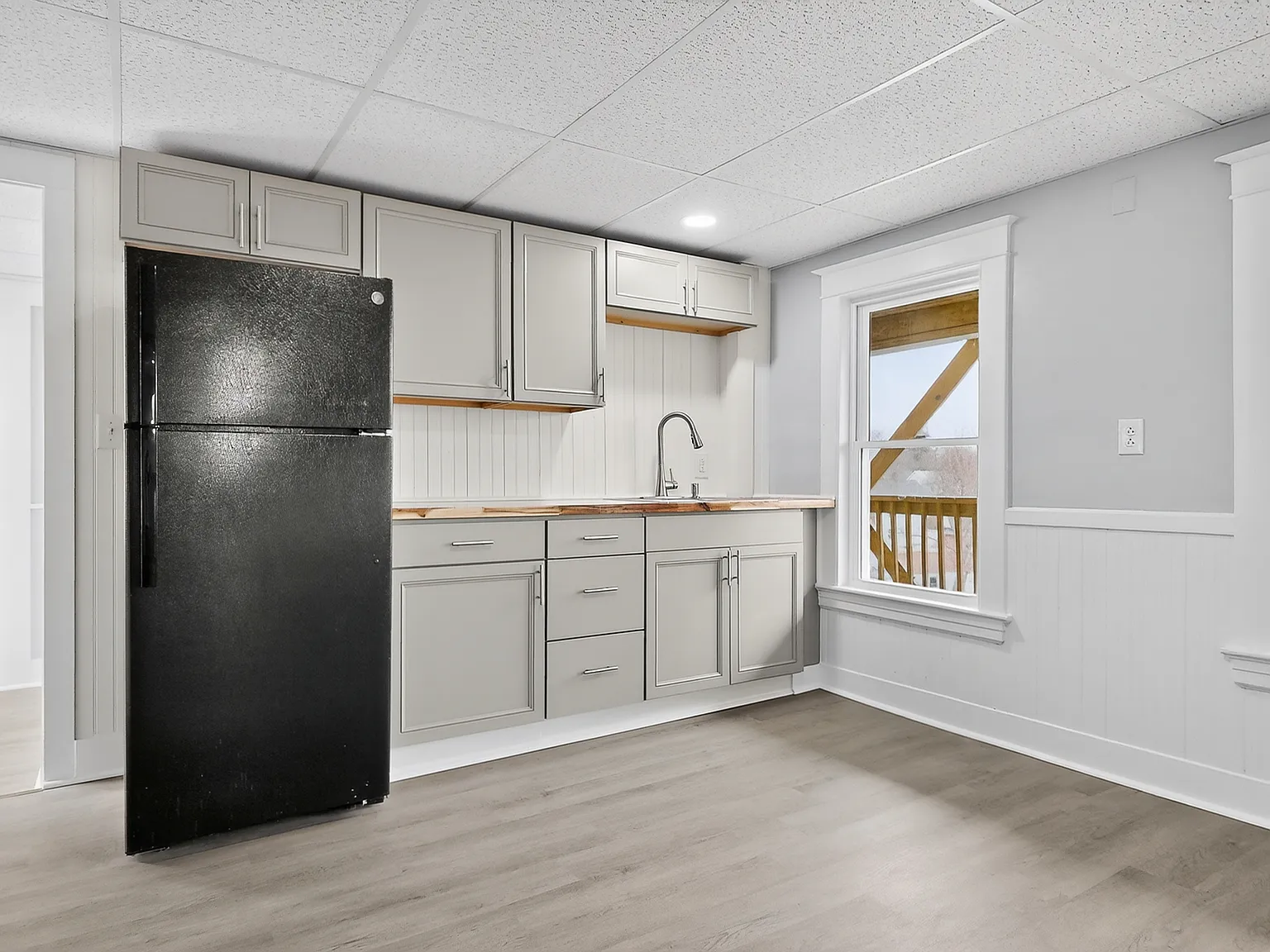 83 Brook Street - C — Photo 2