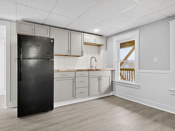 2nd image of 83 Brook St #C