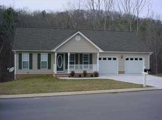 87 Manor Dr, Ringgold, GA 30736
