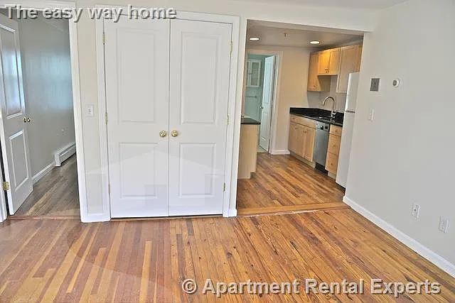241 Hurley St #2 — Photo 3
