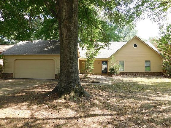 2nd image of 7039 Cobblestone Dr