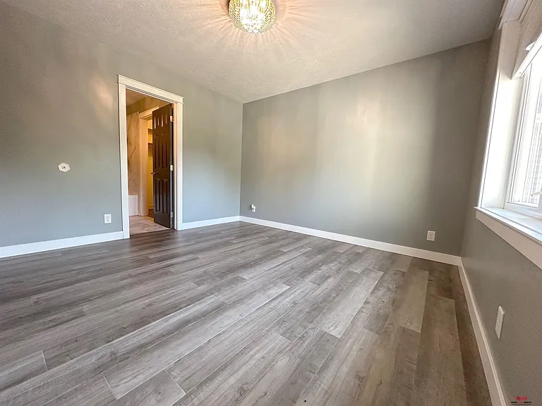 3445 S St — Photo 24