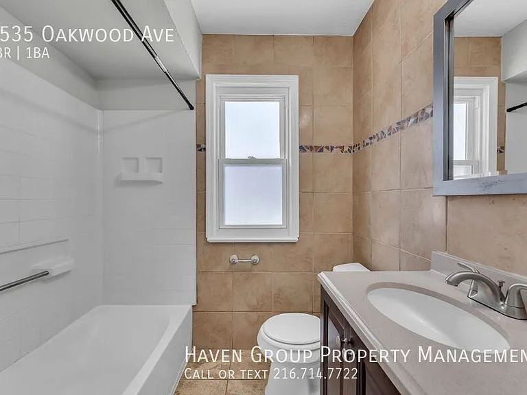 5535 Oakwood Ave — Photo 17