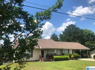 139 Ridgecrest Dr, Oxford, AL 36203