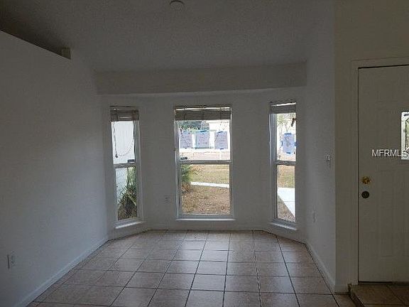 3rd image of 285 Chadworth Dr