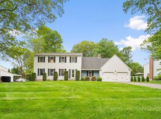 132 Royal Oak Dr, Southington, CT 06489