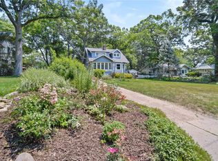 21 Glenview Dr, Des Moines, IA 50312