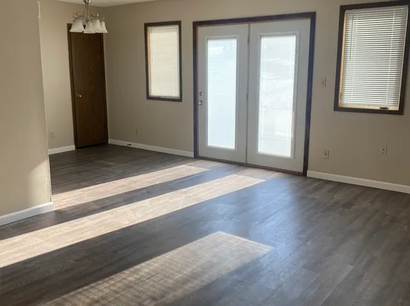 Shadowood, 2040 Edgewood Rd NW #6f15ee429, Cedar Rapids, IA 52405