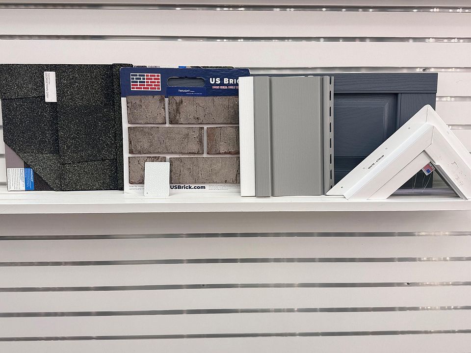 2nd image of 2325 Calendula Rd
