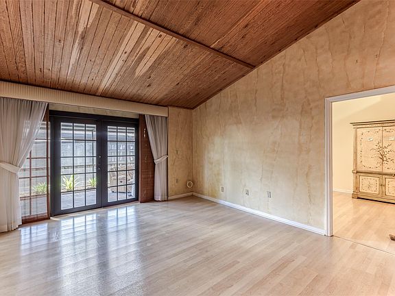 2nd image of 2361 Pine Needle Court #2361