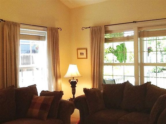4th image of 634 Cedarwood Dr