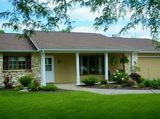 315 Farmstead Rd, Fort Wayne, IN 46825