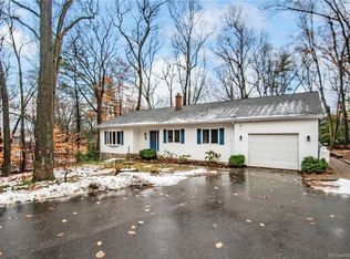 109 Lincoln Dr, Glastonbury, CT 06033