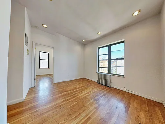 Rented by Union Square Property Management | media 10