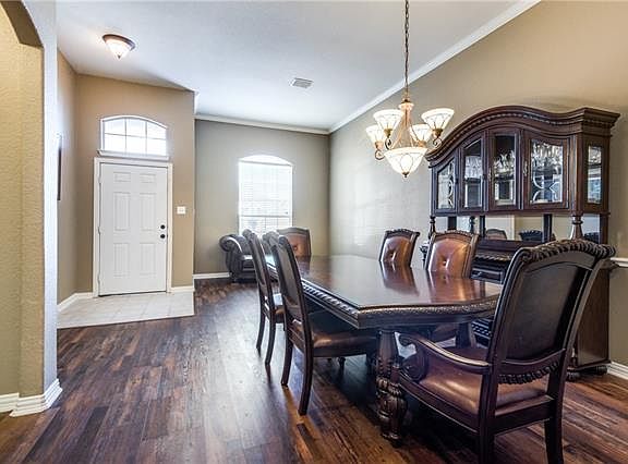 5th image of 2332 Bridgeport Dr