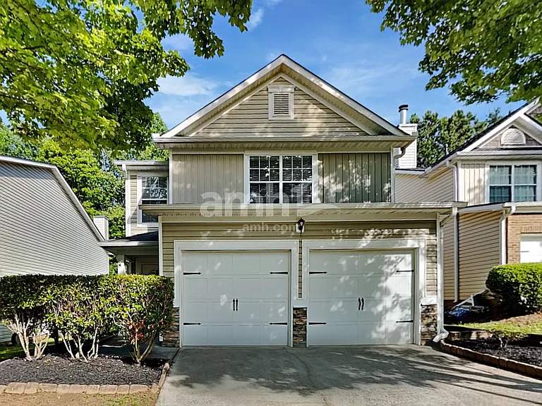 131 Hidden Creek Dr — Photo 1