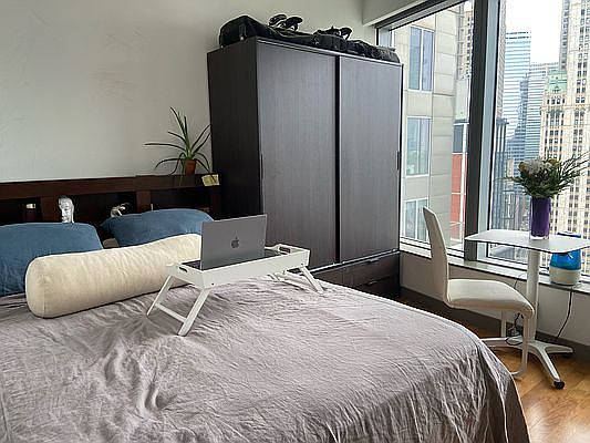 5th image of 8 Spruce St APT 25C