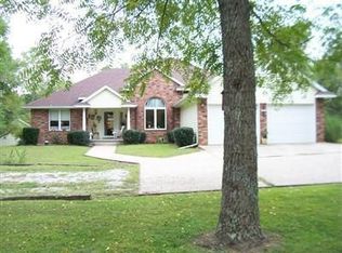 15520 E 1180 Rd, Stockton, MO 65785