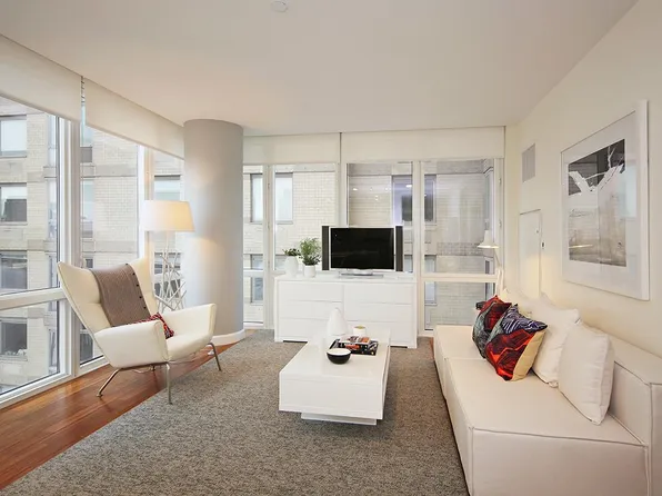 175 West 60th Street image 1 of 12