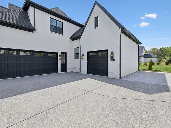 5th image of 4062 San Gabriel Ln