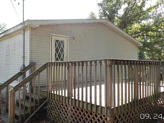 4th image of 867 E James St