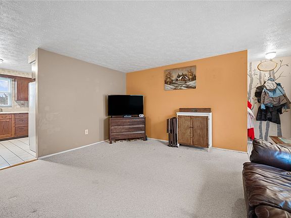 5th image of 103 Jade Dr