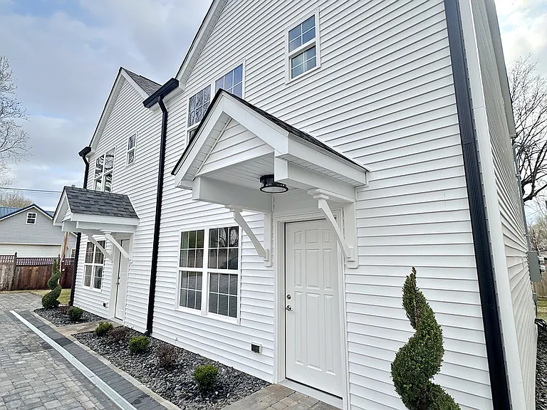 217 Quince Aly #B — Photo 3