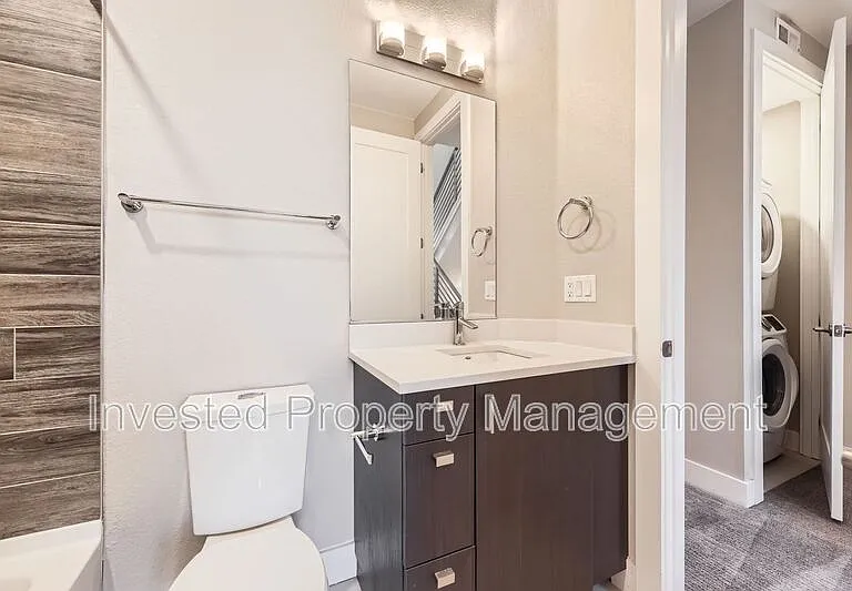 1323 Elati St #4 — Photo 19