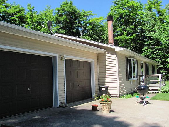 2nd image of 18345 N Old Mackinaw Rd