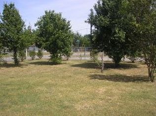 1603 Saunders St, Bryan, TX 77803
