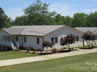 460 Sunset St, Granite Falls, NC 28630