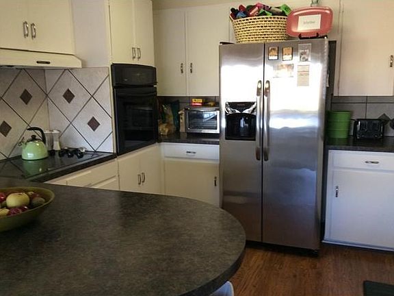 5th image of 513 E Briarway Dr