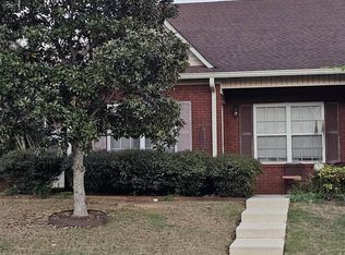 1206 Autumnwood Dr SW, Hartselle, AL 35640